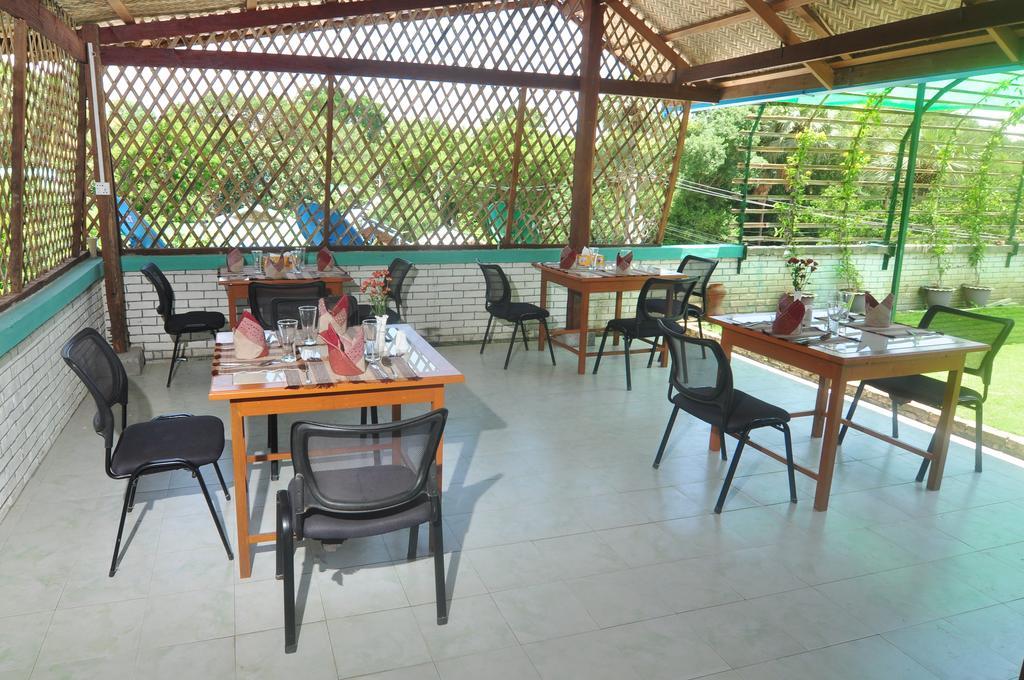 Golden Rose Guest House Old Bagan Экстерьер фото